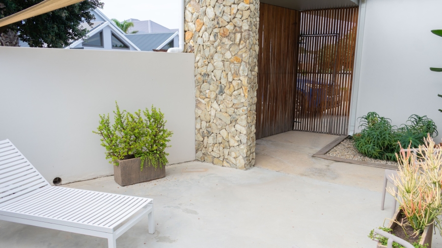 4 Bedroom Property for Sale in Marina Martinique Eastern Cape
